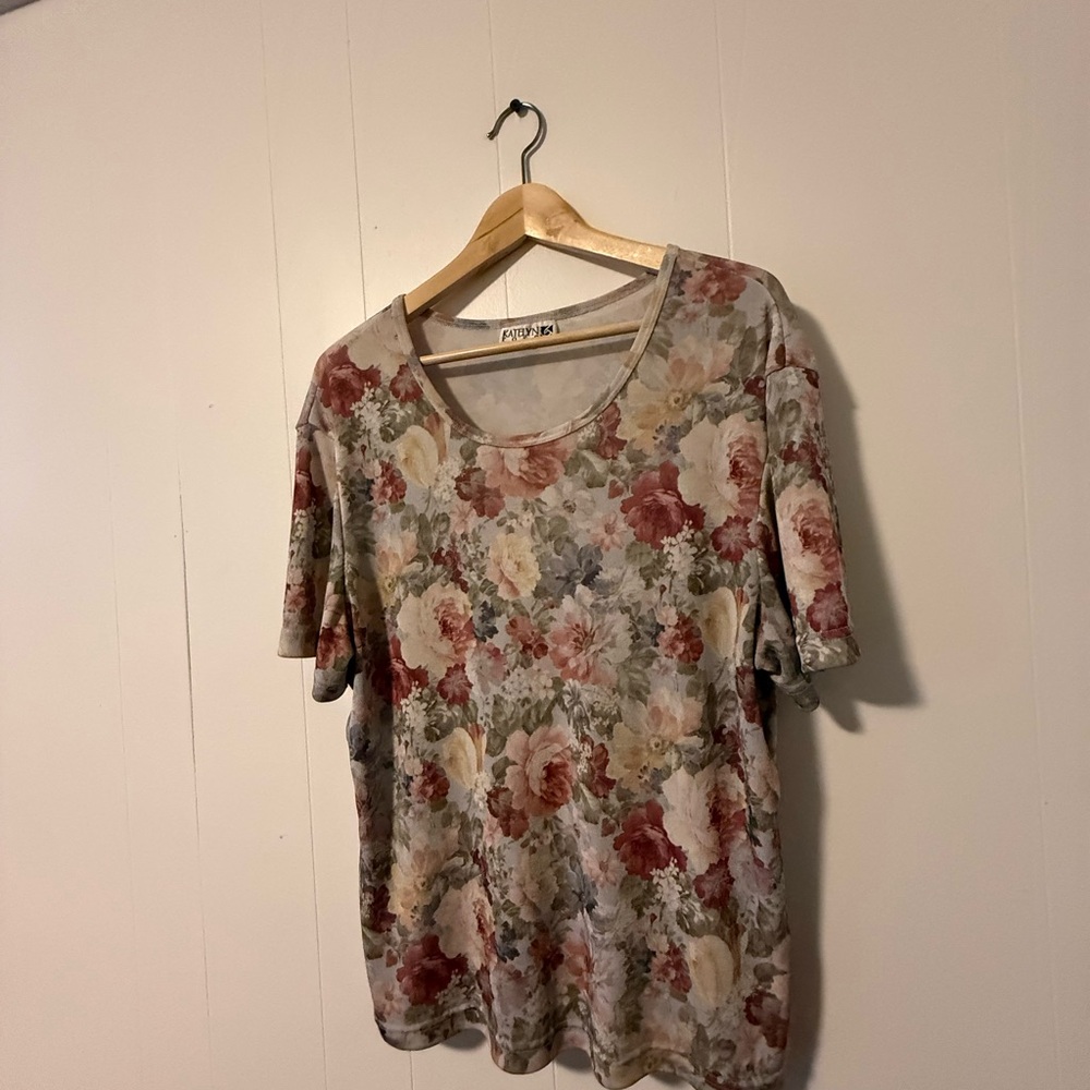 Vintage Floral Print Women's Top